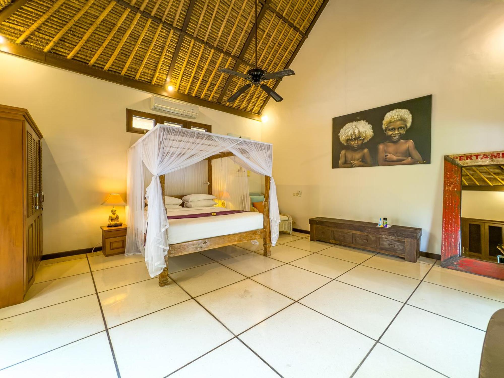 Villa Bugis Kayu Aya Seminyak Room photo