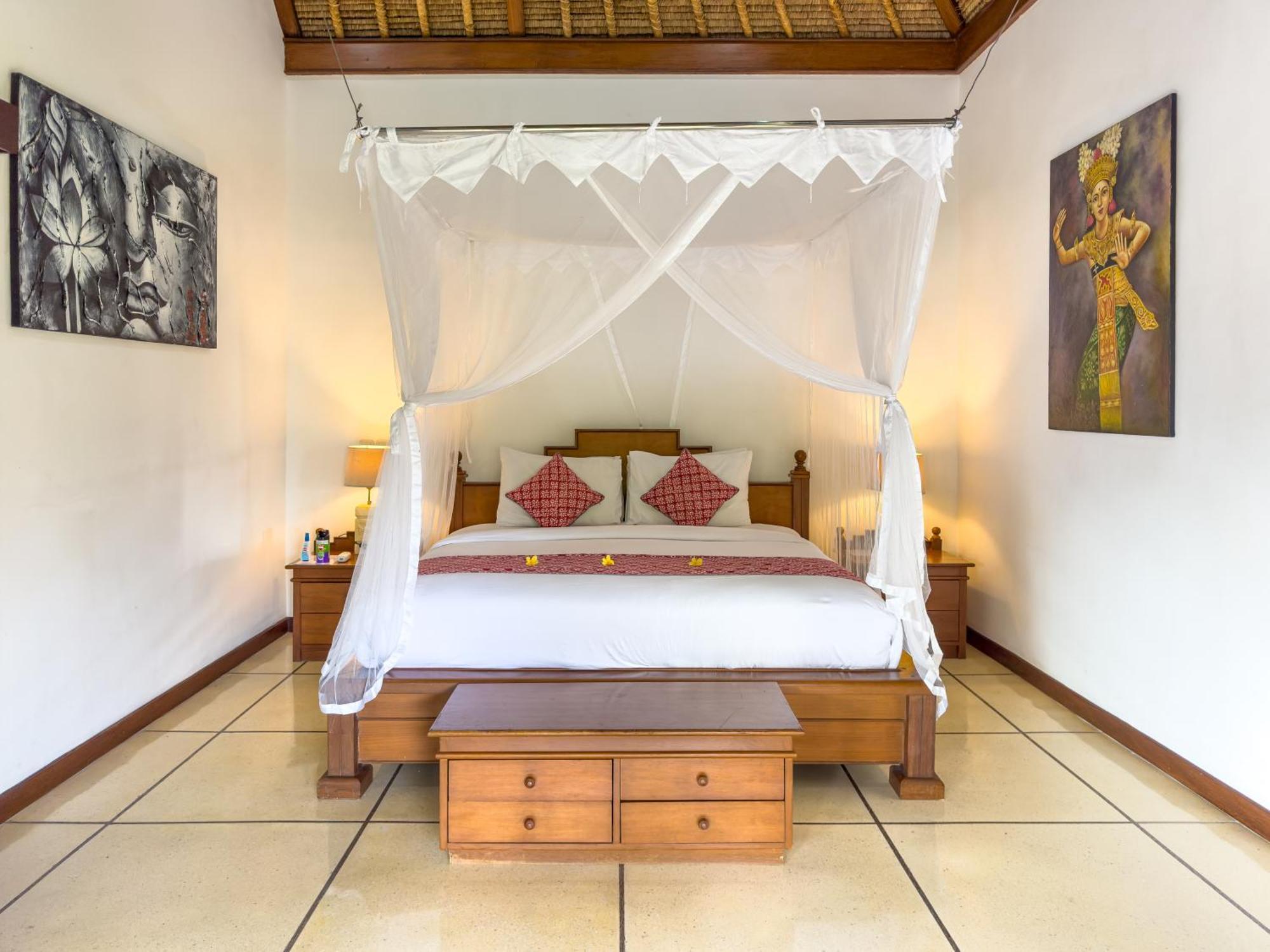 Villa Bugis Kayu Aya Seminyak Room photo